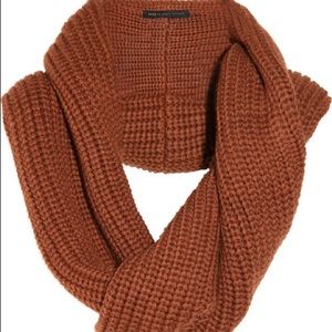 Marc by Marc Jacobs Uma Snood: OS